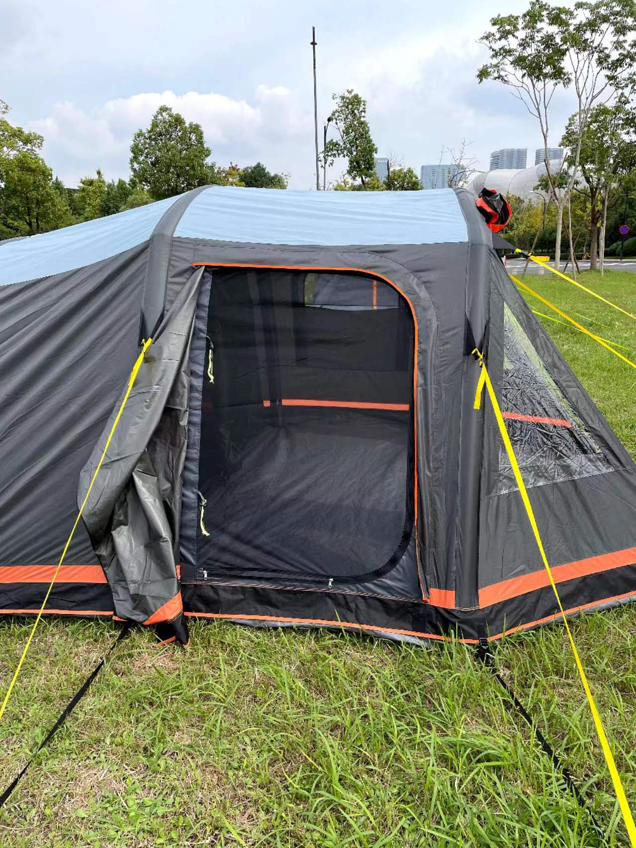 SL-CT1114 Aufblasbares Zelt für 4 Personen